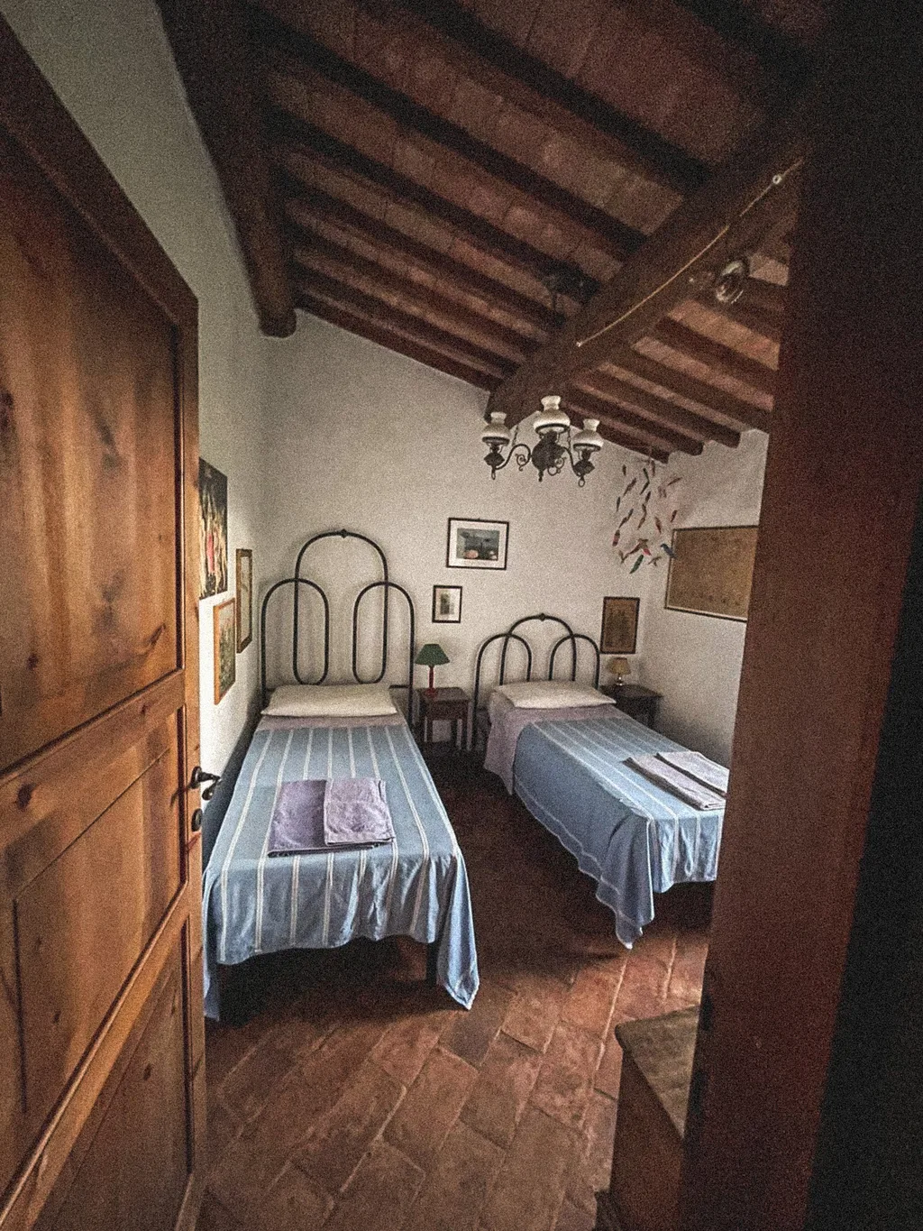 The twin room, with two single beds
